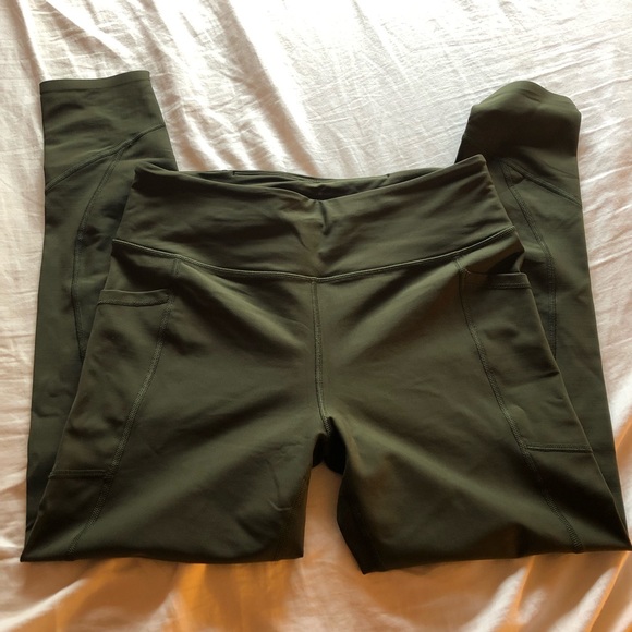 Victoria's Secret Pants - Victoria Sport Total Knockout 7/8 Tights